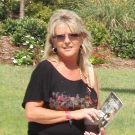 Debi Moore Photo 6