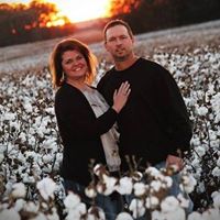 Kelly Bates Photo 32