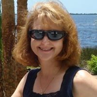 Lori Warren Photo 29