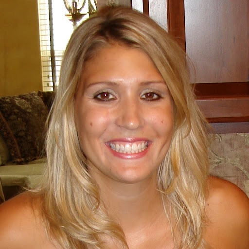 Natalie Olson Photo 30