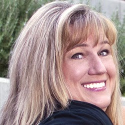 Julie Blake Photo 36