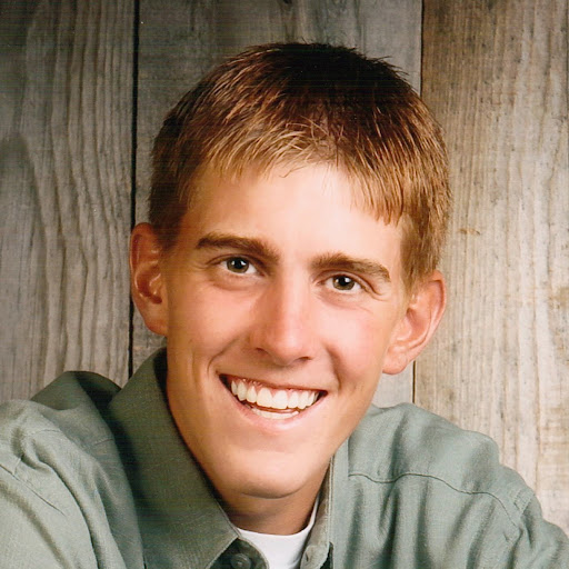 Carey Larson Photo 18