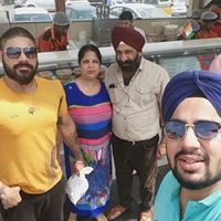 Simran Singh Photo 30