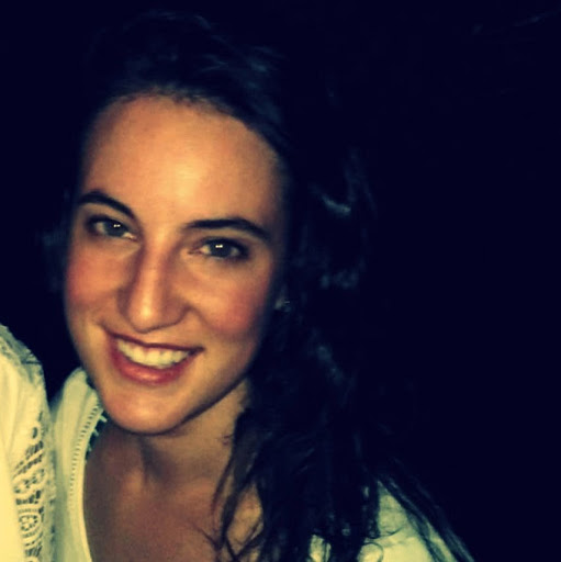 Daphne Francois Photo 14