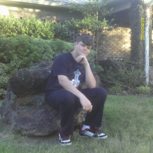 Tyler Merritt Photo 24