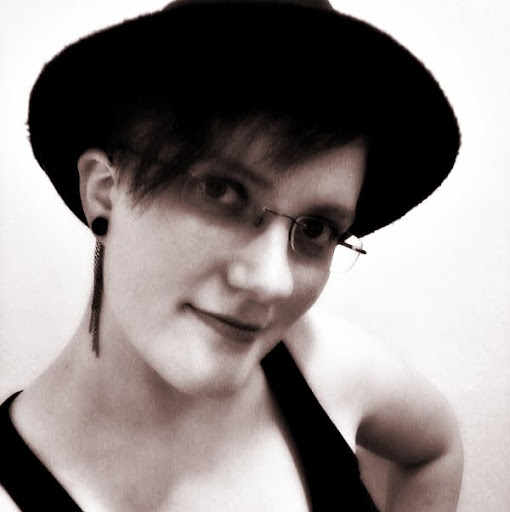 Julia Franke Photo 4
