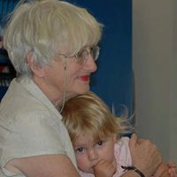 Sarah Gross Photo 4