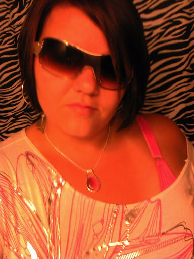 Amy Helton Photo 15