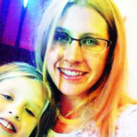 Sarah Lind Photo 42