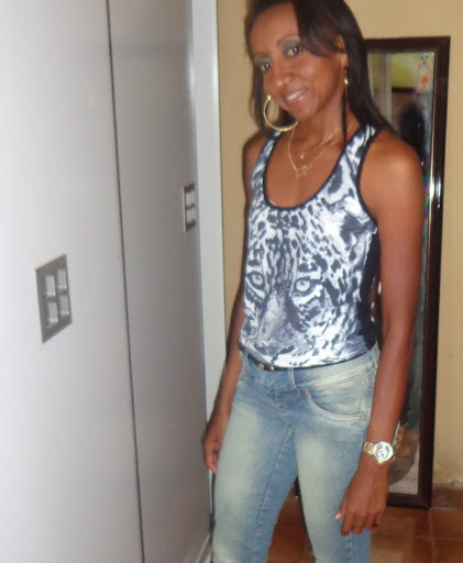 Jane Andrade Photo 10