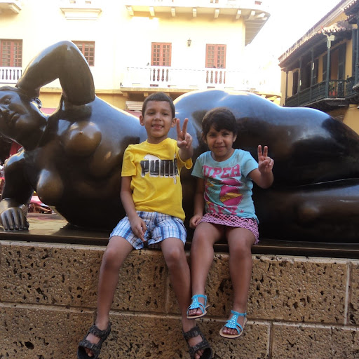 Tommy Rivera Photo 40