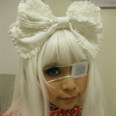 Julie Doll Photo 9