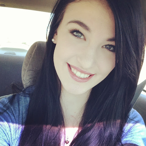 Amy Knox Photo 27