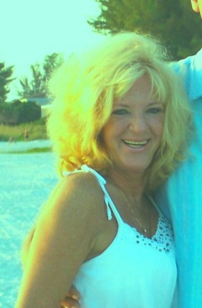 Kristen Watson Photo 37