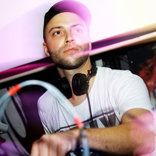 Jonathan Glaser Photo 33