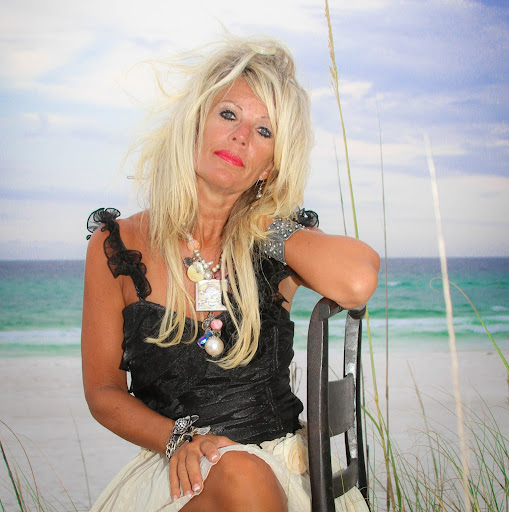 Debra Wren Photo 20