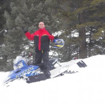 Brian Thacker Photo 38