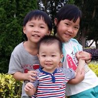 Amy Lau Photo 34