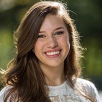 Julia Webster Photo 10