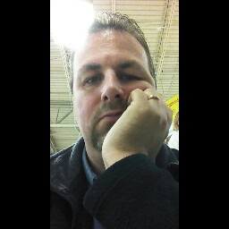Paul Hardy Photo 34