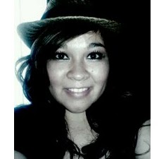 Melanie Montoya Photo 39