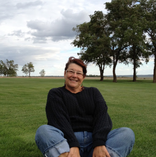 Joan Walker Photo 13