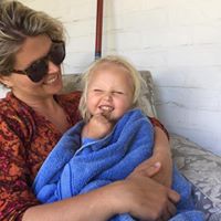 Anna Rogers Photo 29