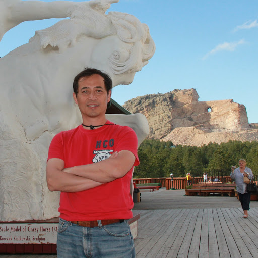 Qun Zhou Photo 3