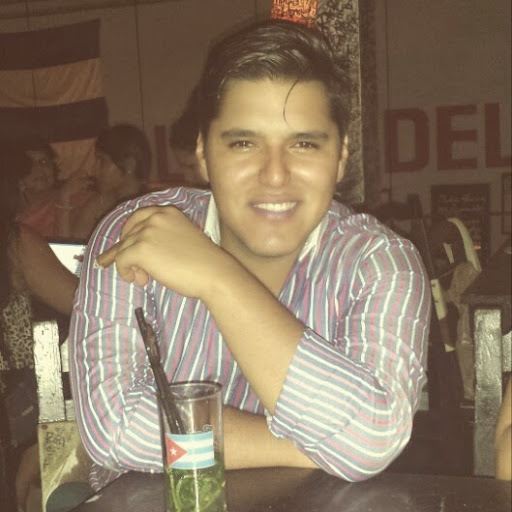 Bryan Castillo Photo 32