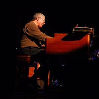 Thomas Roy Photo 33