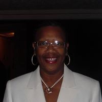 Helen Garrett Photo 10