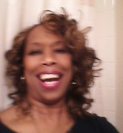 Terri Oliver Photo 29