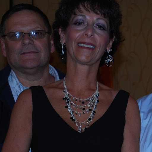 Debbie Erwin Photo 6