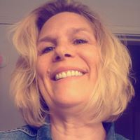Pamela Hopkins Photo 15