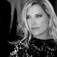 Heather Hartsock Photo 18