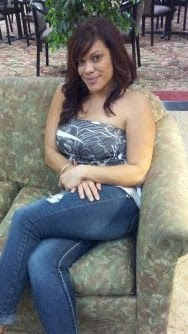 Diane Gonzalez Photo 43