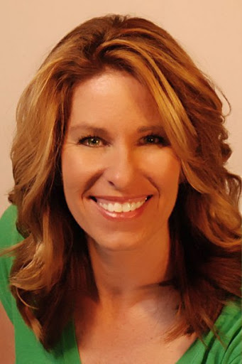 Nicki Miller Photo 21