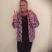 Alison Marshall Photo 18