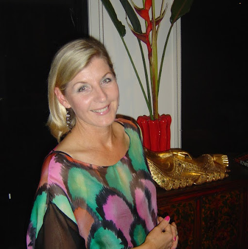 Kerri Harris Photo 11