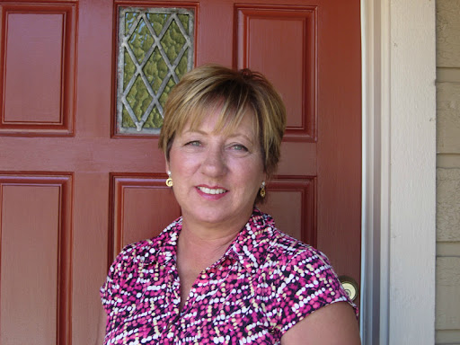 Shelley Hill Photo 31