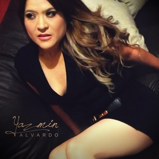 Yazmin Alvarado Photo 24