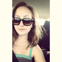 Julia Heinz Photo 17