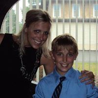 Kerri Hopkins Photo 5