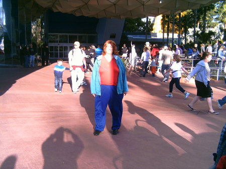 Carolyn Barnes Photo 17