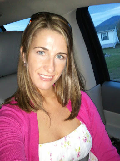 Amanda Miller Photo 26