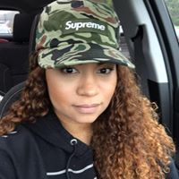 Jessica Banks Photo 28
