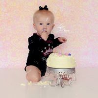 Lisa Lutz Photo 35