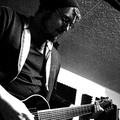 Charles Lott Photo 30