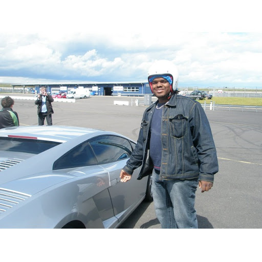 Leon Thomas Photo 46