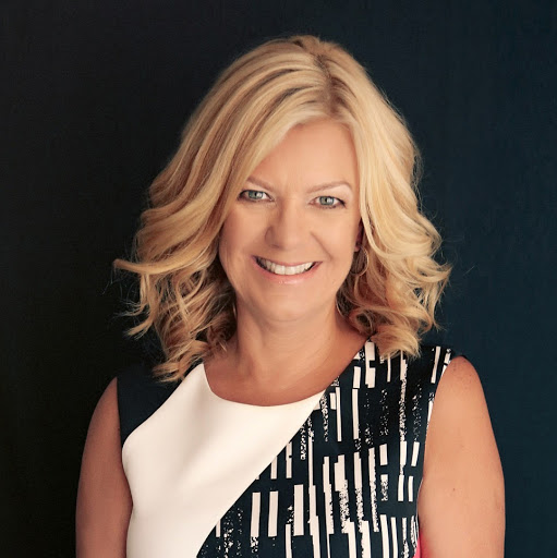 Joyce Logan Photo 2